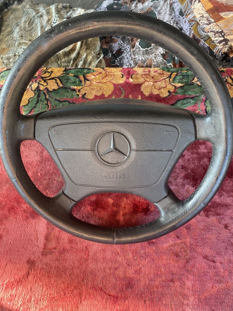 Руль от мерса w124,w210
