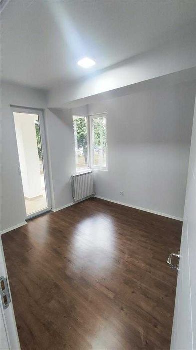 Дава се под наем Тристаен апартамент в Пловдив, Тракия - 81 кв.м за 341.7 € - Снимка #2