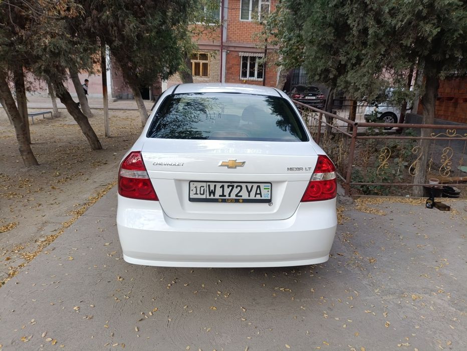 Нексия 3 супер срочна сотилади пули булиши шу