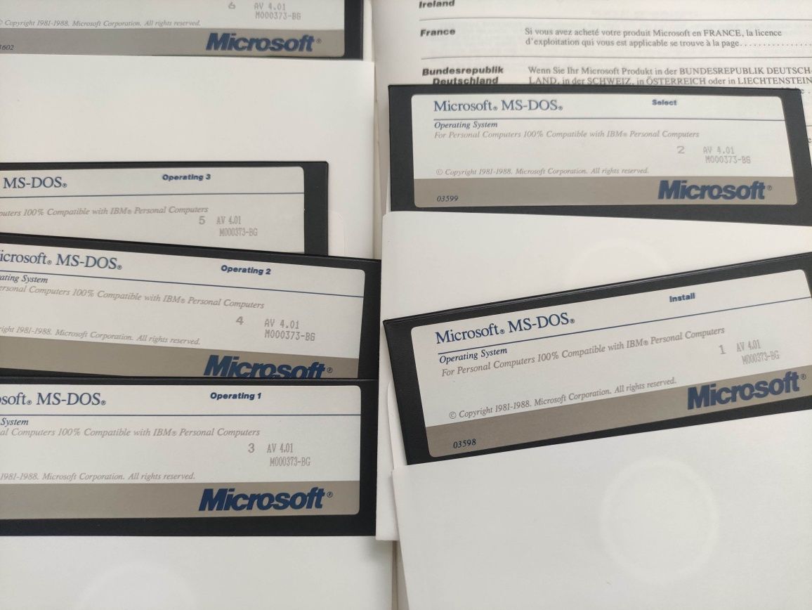 Продавам Microsoft MS-DOS