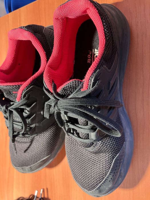 маратонки Nike Air Max ,Adidas