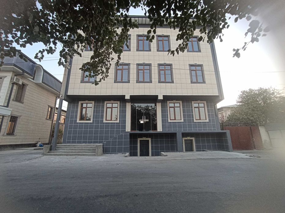 Biznis klinika turar uchun bino