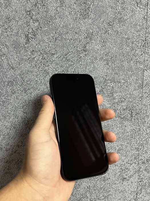iPhone 15 256GB 79% в идеальном состоянии
