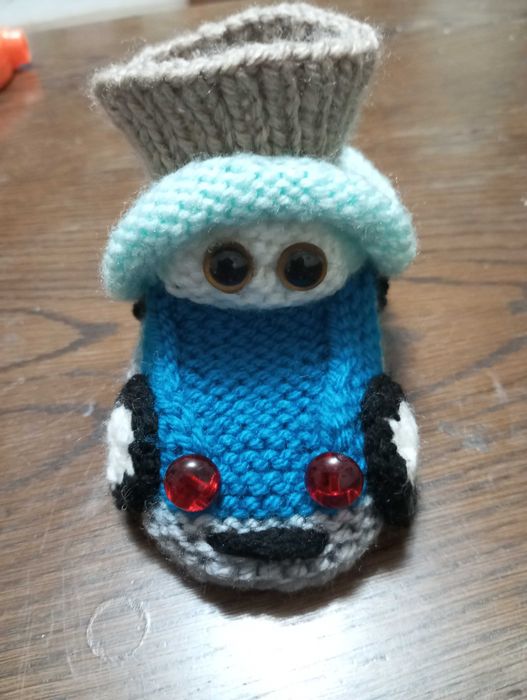 Детские вязанные пинетки