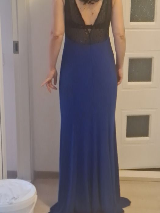 Vand rochie ieftin!!!