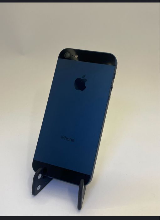 iPhone 5 Dark Blue – перфектен външен вид