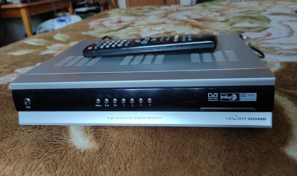 Спутниковый ресивер Sezam 900hd