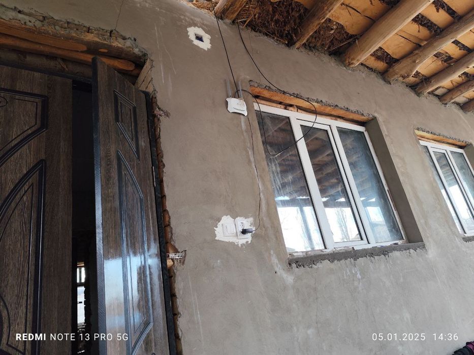 Уи сотилади срошна 6хона+5хона подвал