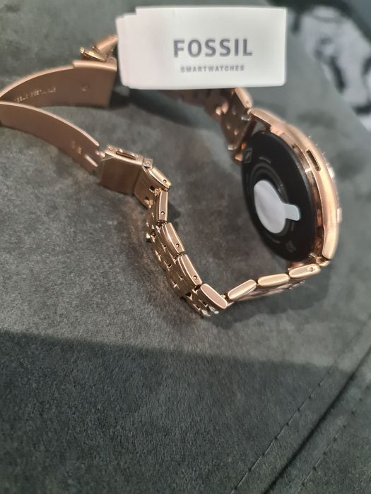 Gen 5 Julianna Hr Rose Gold Smartwatch FTW6035 For Women
