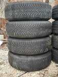 4 Броя 215/65/17 Michelin 2x6,5mm 2x5,6mm 2020DOT