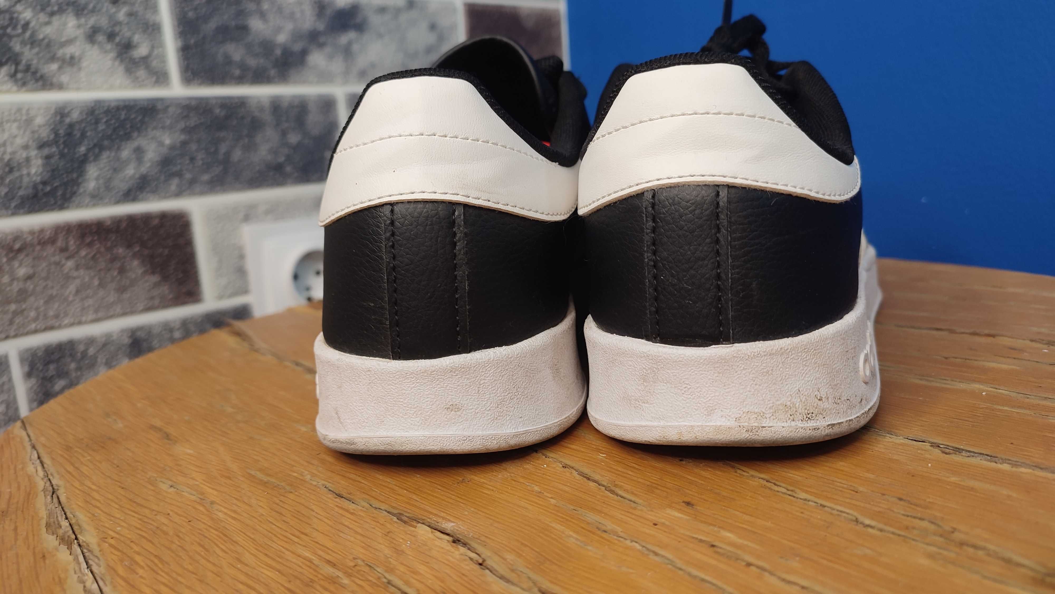 Оригинални мъжки маратонки ADIDAS BREAKNET