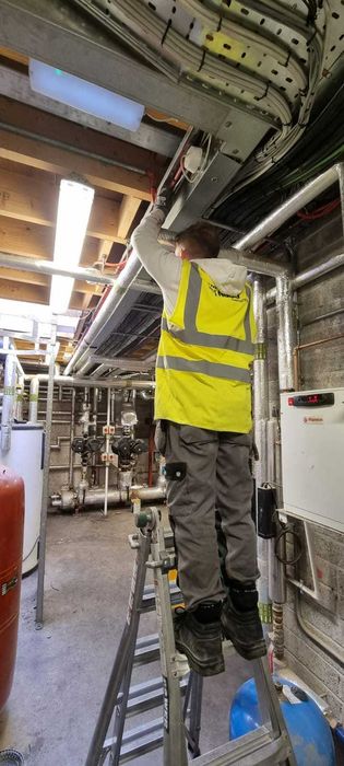 Instalare/Montaj Camere Supraveghere Video/Alarma/Retele/Videointerfon