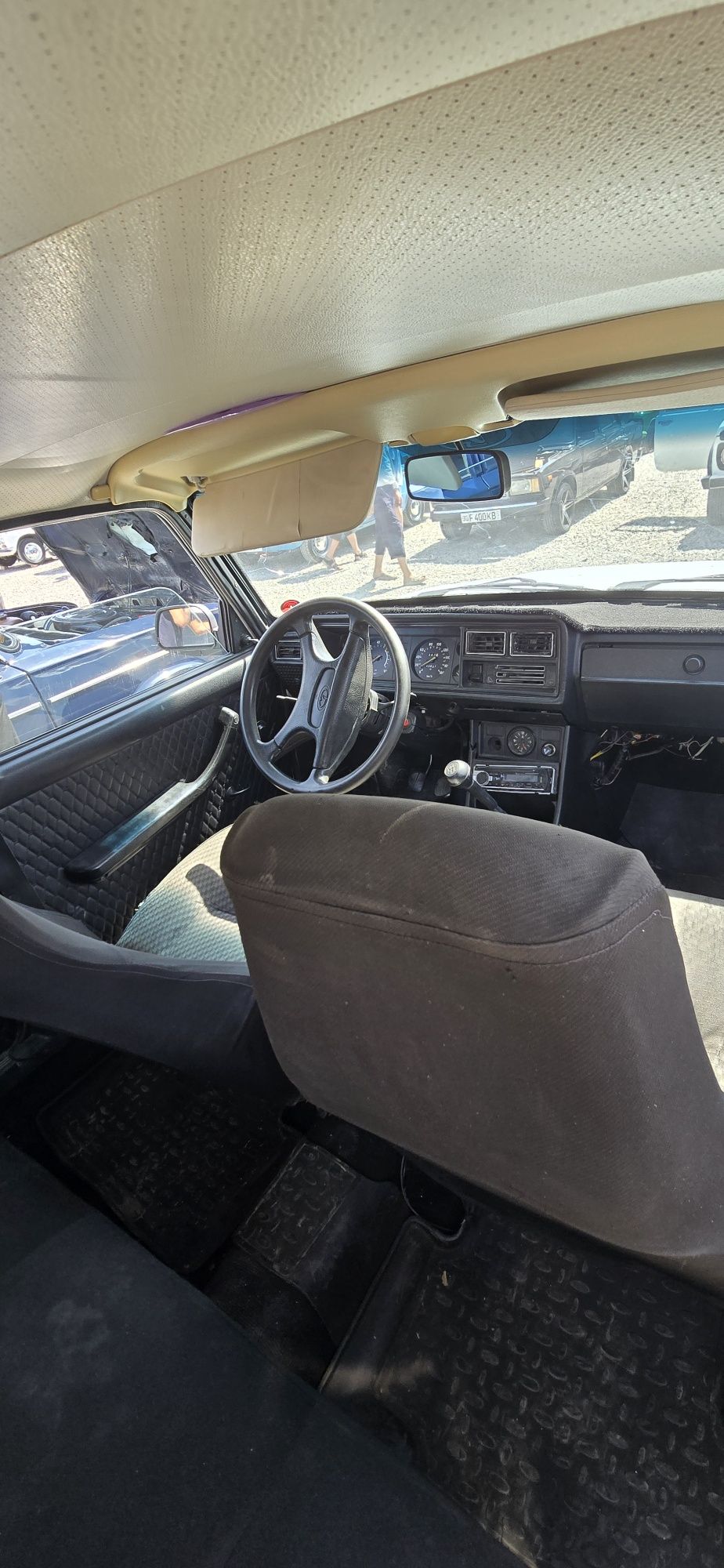 Vaz 2107 sotiladi