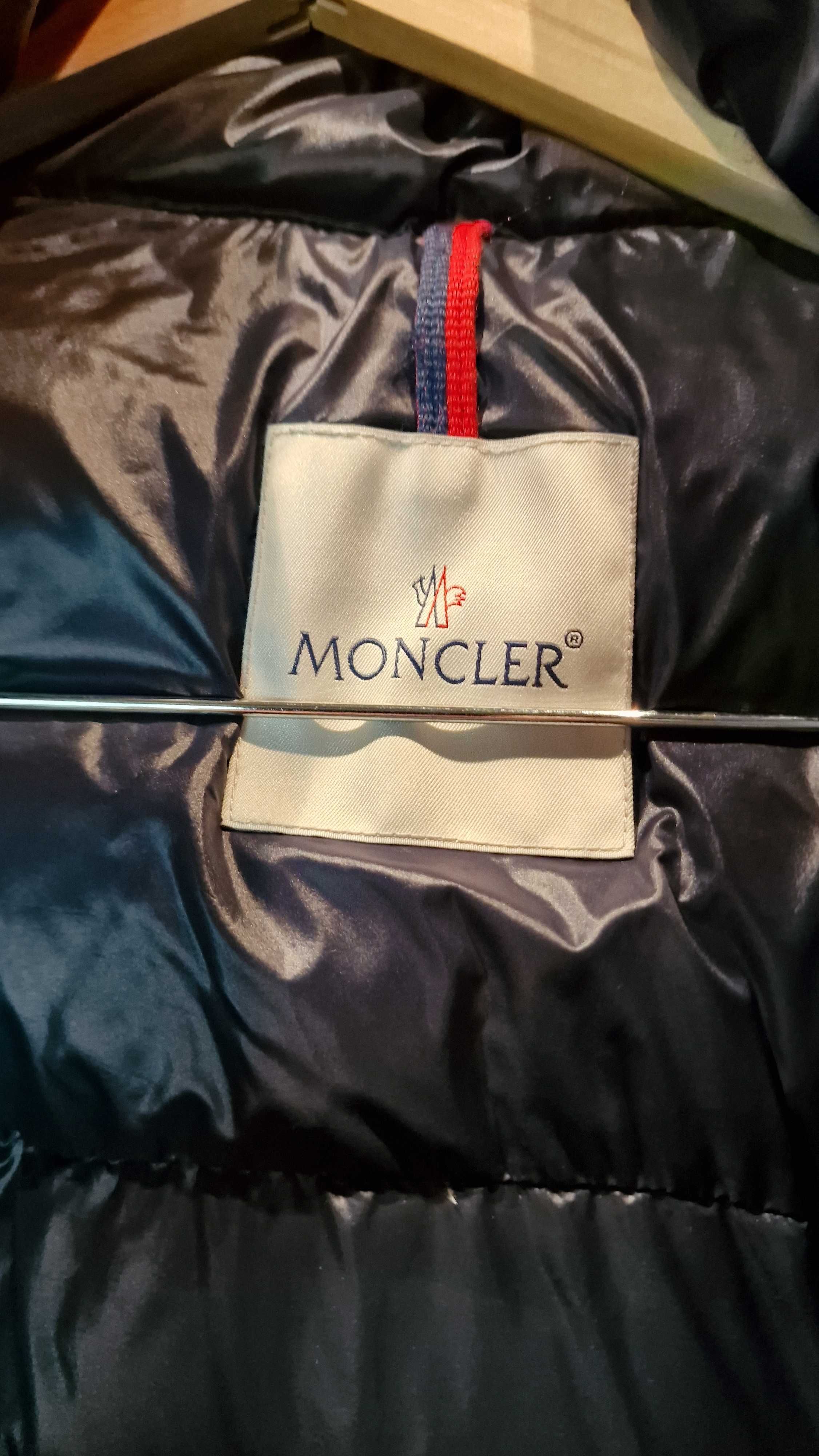 Оригинално детско пухено яке Moncler, 158 см