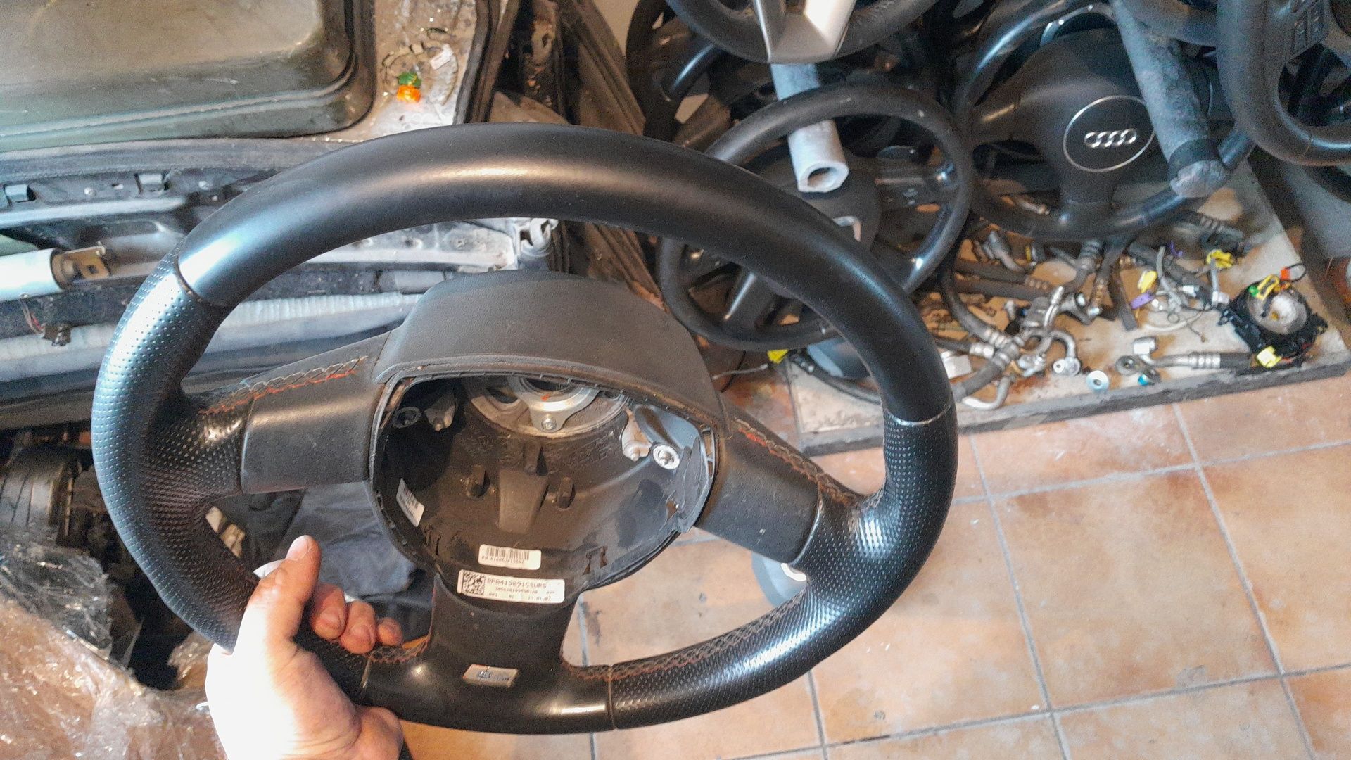 Volan Piele 3 spite Audi A3 8P 8P1, a4 b7 A6 c6