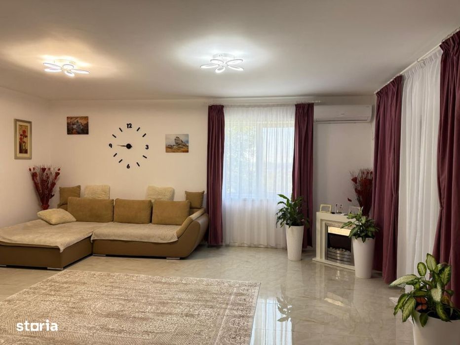 Casa moderna eleganta, curte generoasa de 700 mp in zona Episcopiei