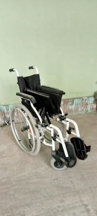 Коляска инвалидная