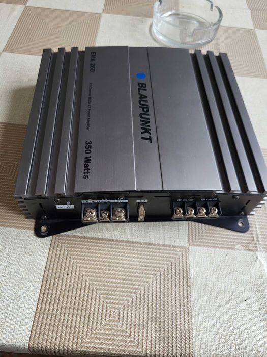 Blaupunkt буфер + усилвател за кола в отлично състояние