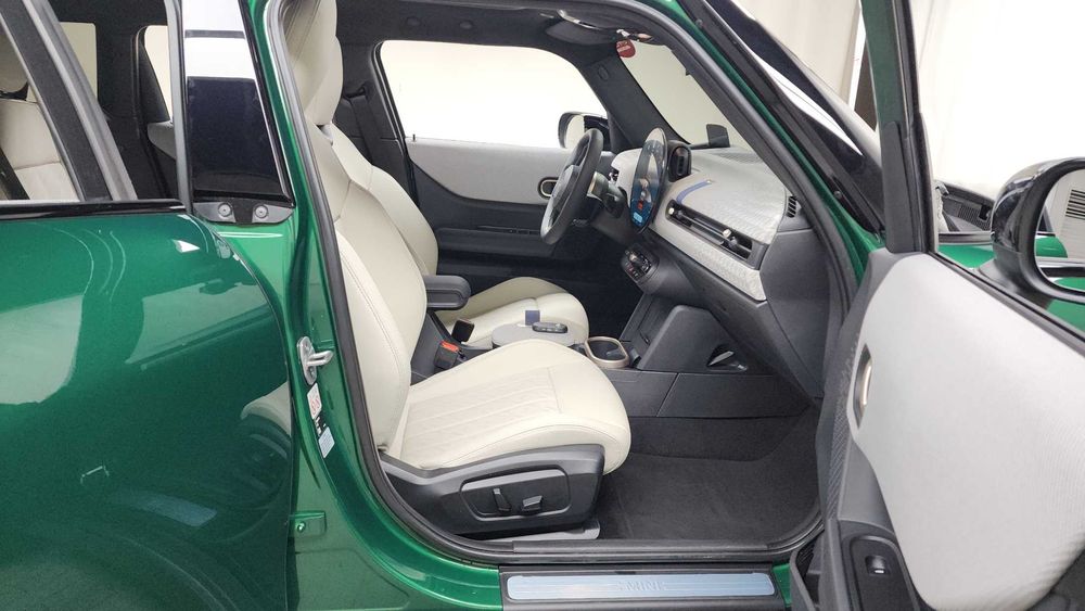 Mini Cooper 5 Door Favoured