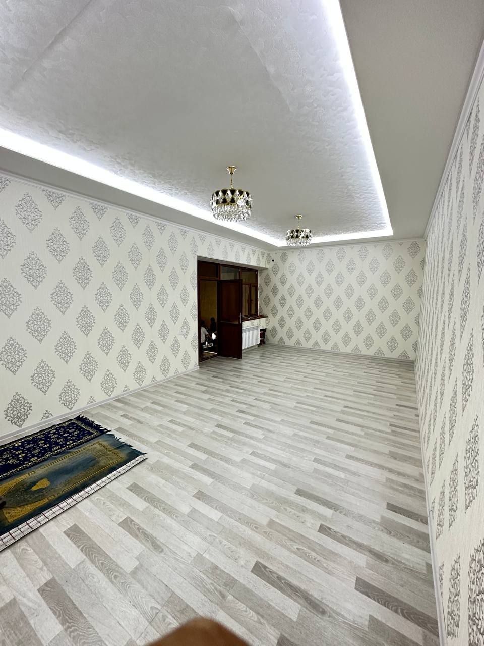 Янги курилган ховли