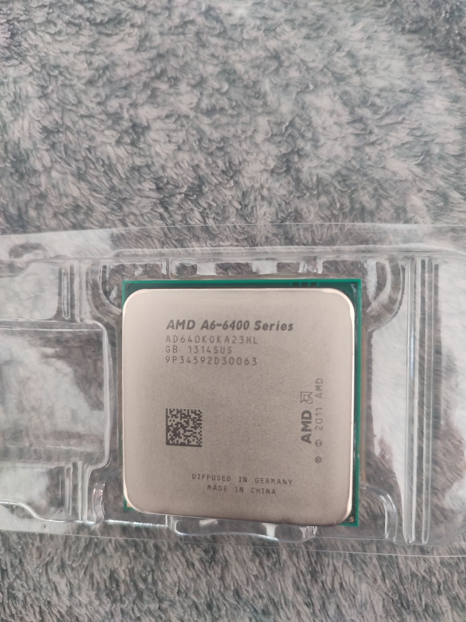 Процессор AMD FM2 A6-6400