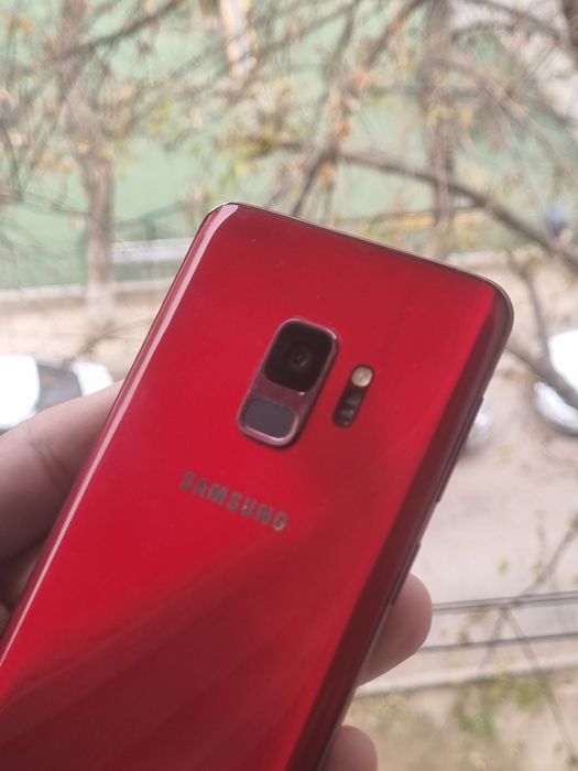 Samsung S9 Red 64 GB