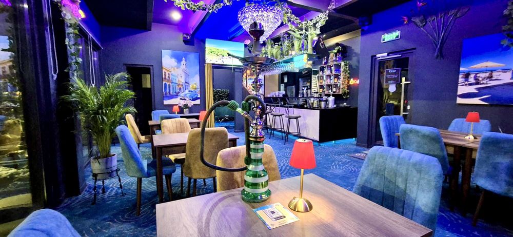 Cafenea/ Bar/ Afacere la cheie/ Spatiu comercial de inchiriat