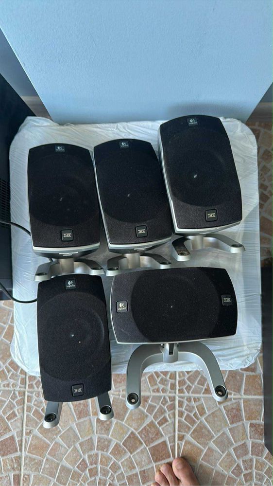 Logitech Z5500 5.1