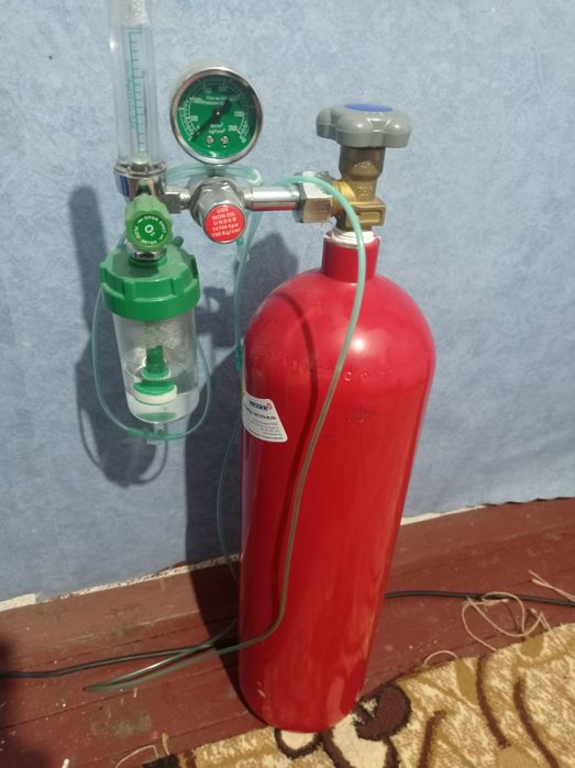 Кислородна Бутилка с система за Дишане