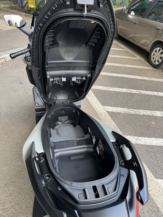 Vand Honda Forza 350/2024