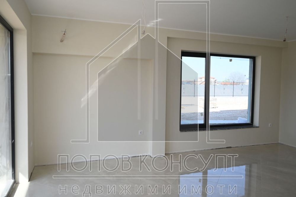Продава се Двустаен апартамент в Пловдив, Беломорски - 84 кв.м за 1181 €/кв.м - Снимка #1