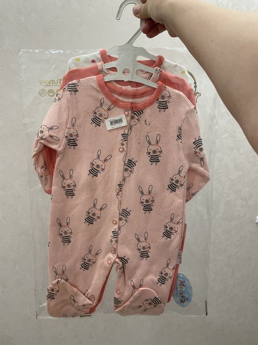 Новые костюмчики для новорожденной девочки