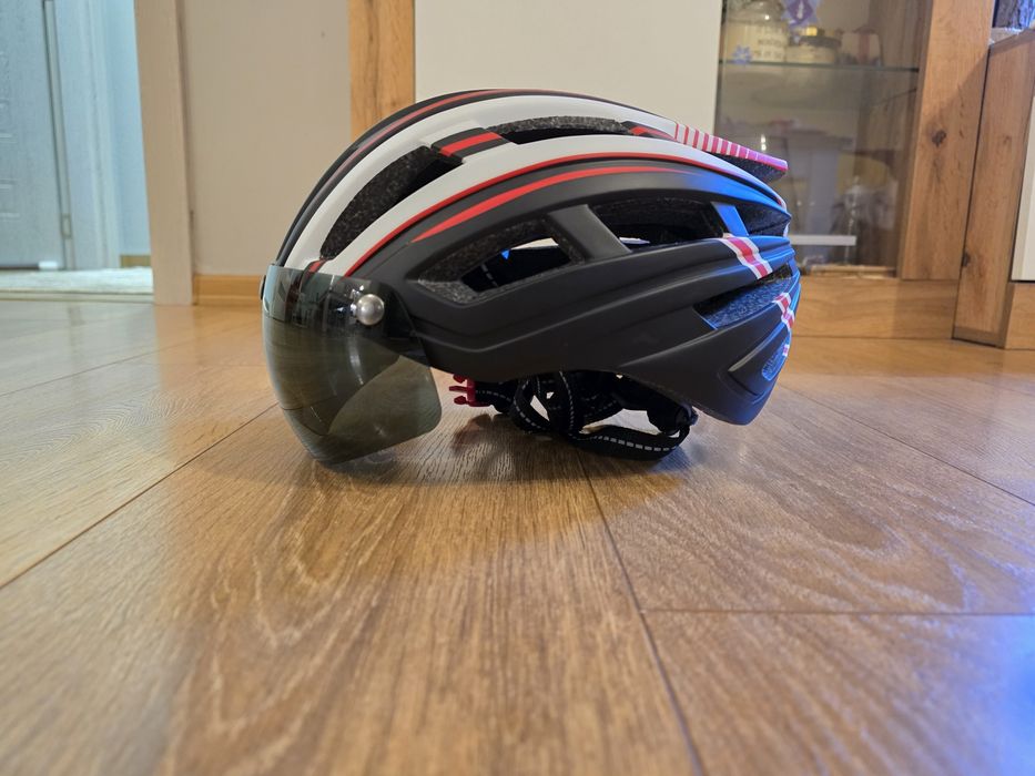 Каски за колоездене/триатлон