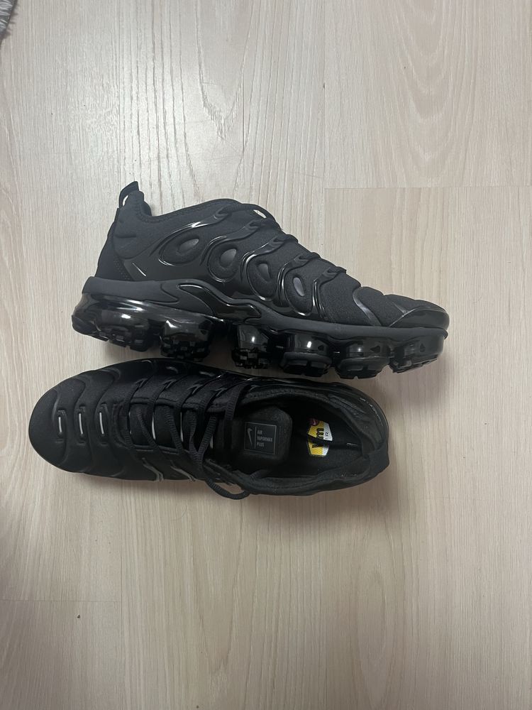 nike vapor max  черен цвят