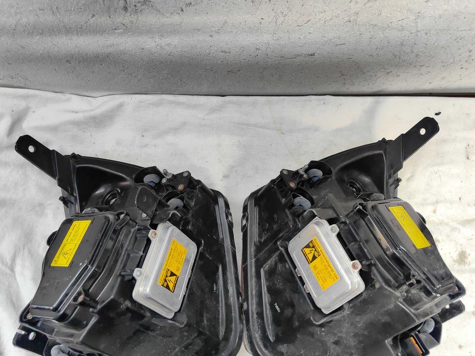 Оригинални фарове Опел Opel Antara Bixenon