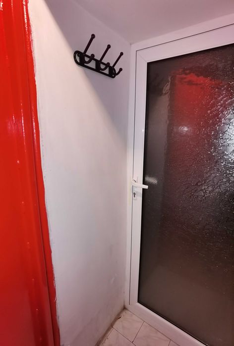 Дава се под наем Едностаен апартамент в София, Център - 10 кв.м за 204 € - Снимка #8