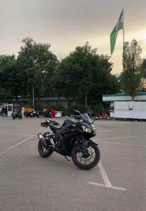 Yamaha R3 320cc xitoy mot blan solishtirmela