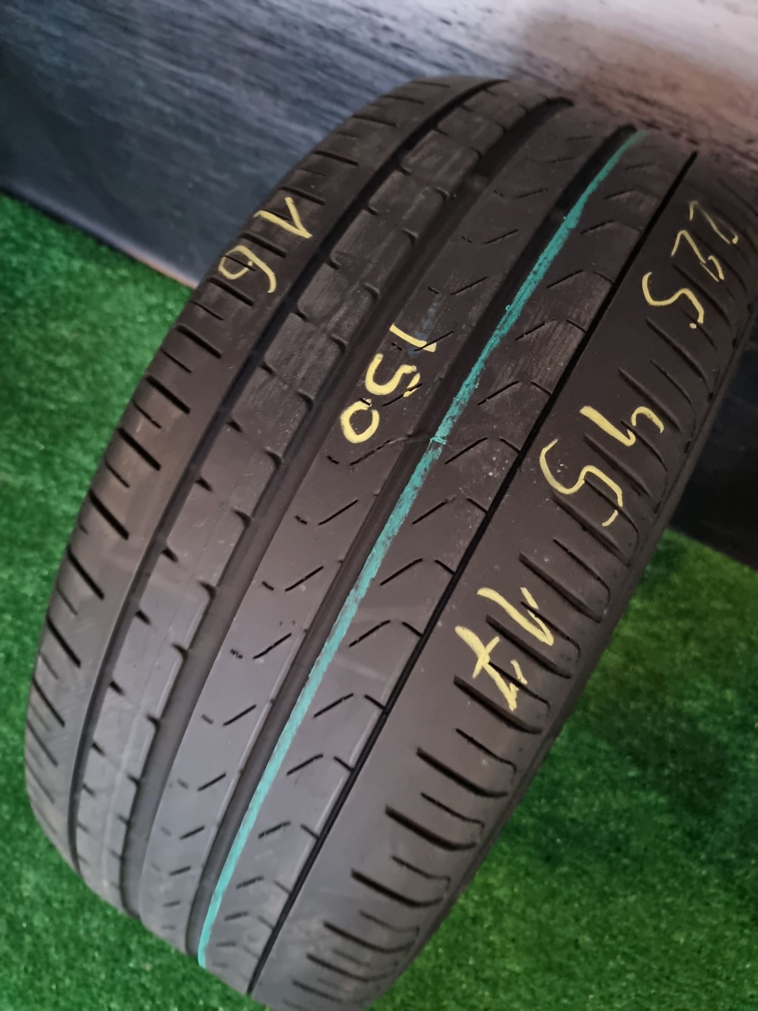 225.45.17 pirelli o buc