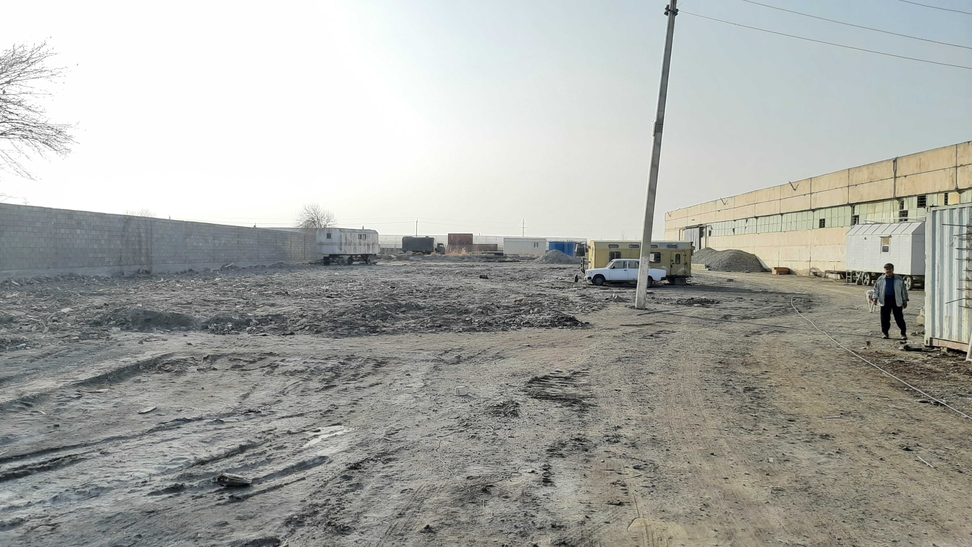 Ангар & жд ветка база 1,2га площадь (800кв) бн ижара аренда берилади