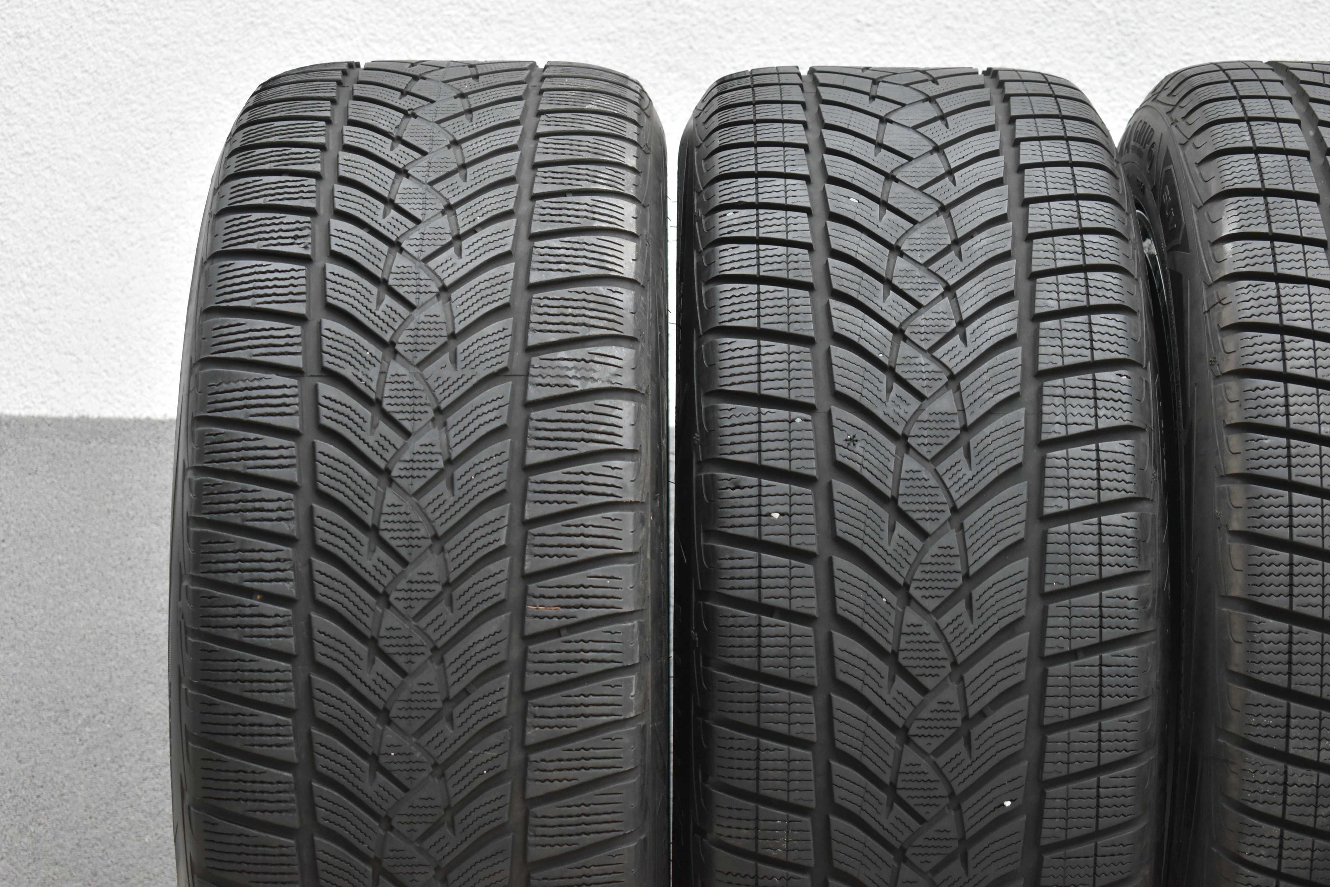 Гуми 275/45/21 Goodyear