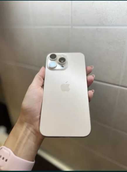Vând iPhone 16 Pro Max 512GB