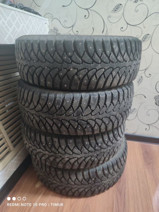Шины зимние R16 205/55 шиповоные