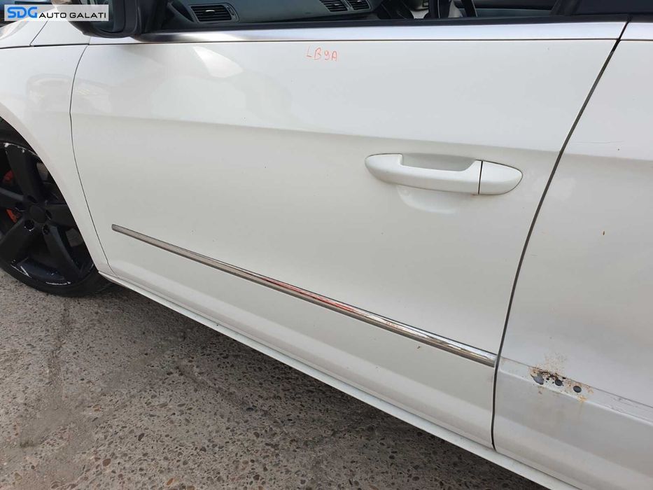 Bandou Ornament Crom Nichel de pe Usa Portiera Stanga Fata Volkswagen Passat CC 2009 - 2012 [C6506]