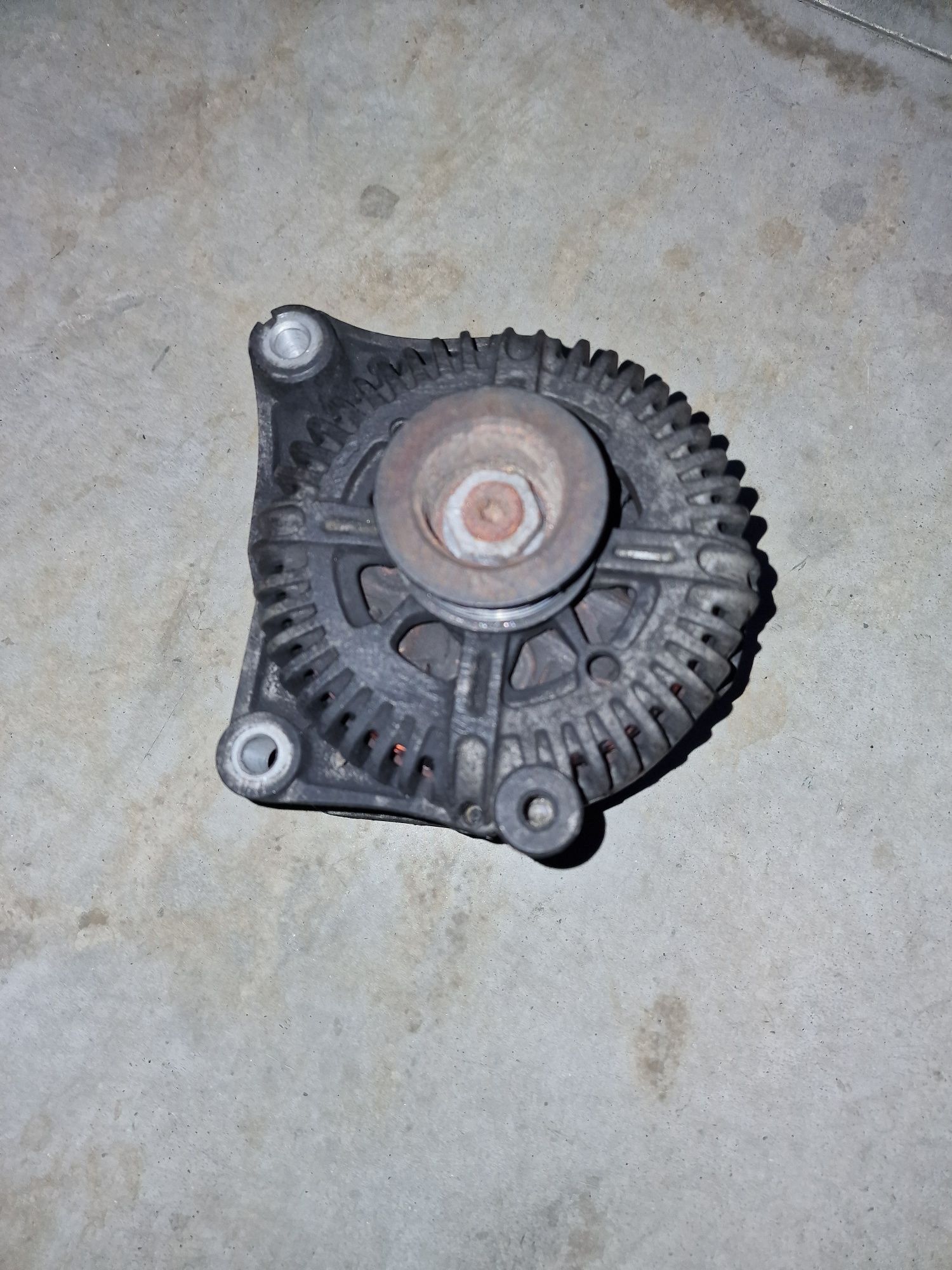 Alternator 150A bmw e60 e61 e63 e64 e65 530d 525d  7799204