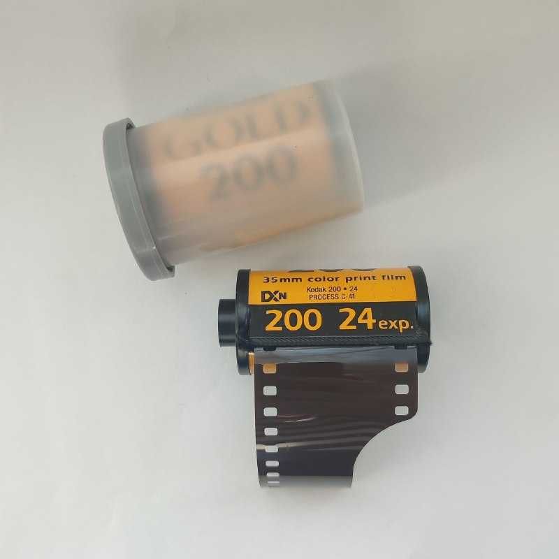 Фотопленка цветная, 35 мм Kodak Gold, 24 кадров, свежая ISO 200
