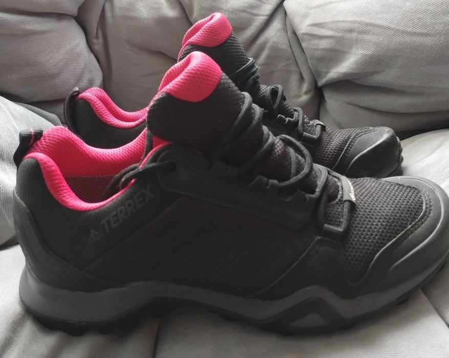 дамски туристически обувки ADIDAS TERREX 36 и 2/3ти нови