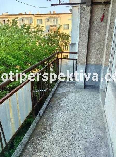 Продава се Двустаен апартамент в Пловдив, Христо Смирненски - 65 кв.м за 1124 €/кв.м - Снимка #1