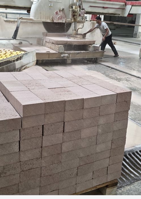 Кирпич огнеупорный из натурального камня 200тг