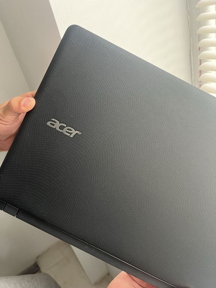 Acer с Windows 10 + зарядка и сумка