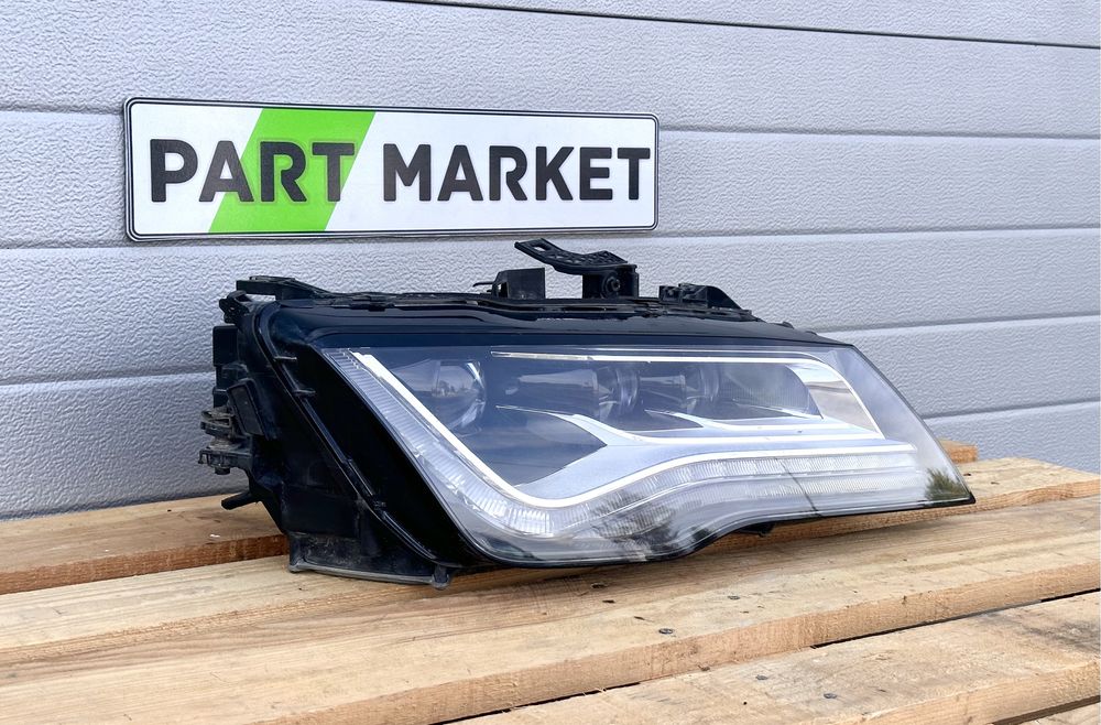 Десен фар AUDI A7 S7 RS7 Full Led 4G8941774